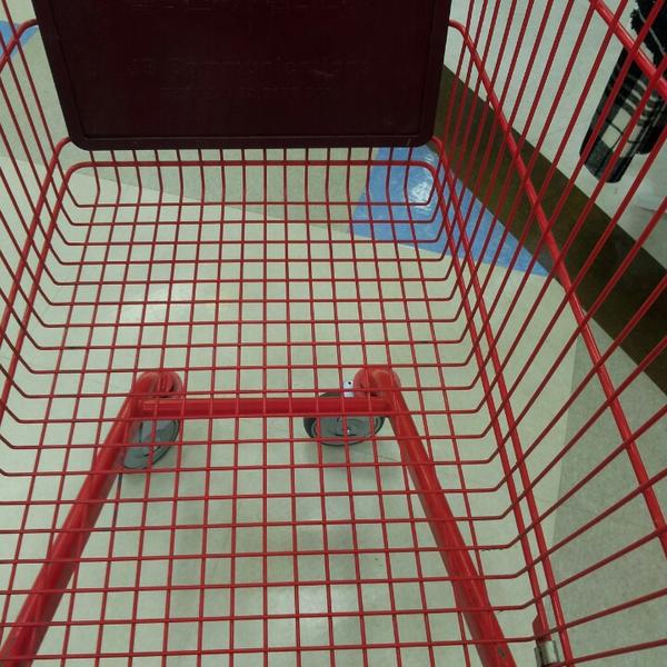 Photo taken at 홈플러스 (Home plus) by eunmi o. on 2/20/2014-全罗南道光阳市中区1811 Photo taken at 홈플러스 (Home plus) by eunmi o. on 2/20/2014