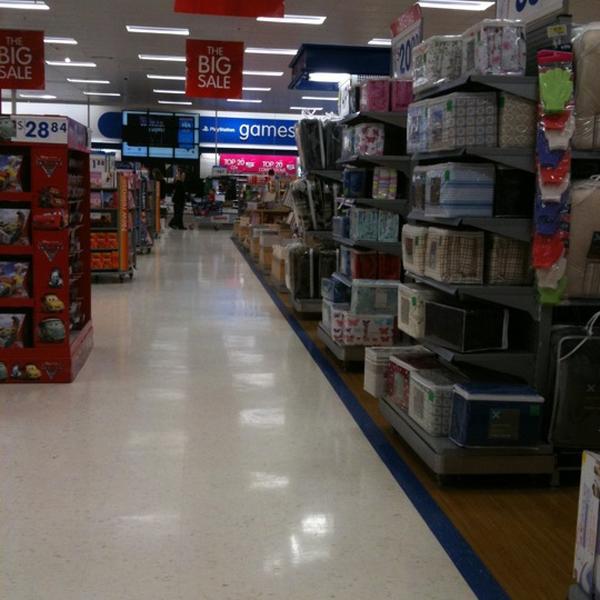 Photo taken at Big W by Missxstatic on 6/16/2011