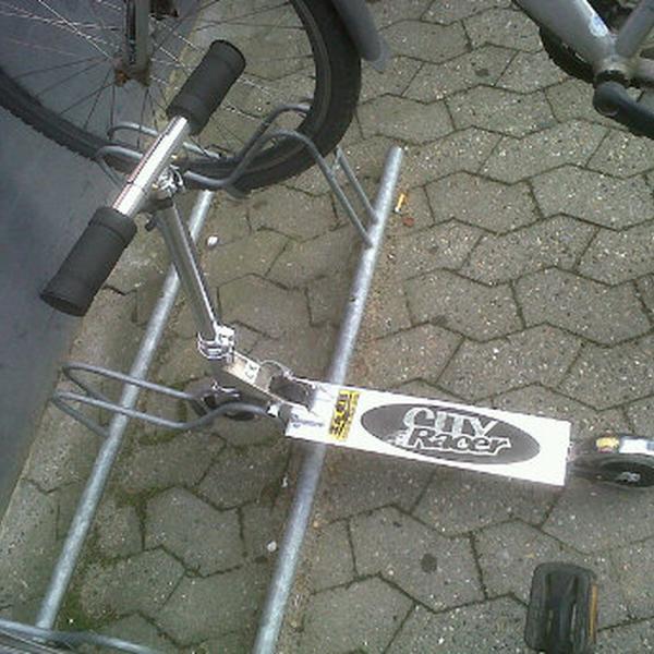 Photo taken at Fakta by Louise H. on 9/9/2011