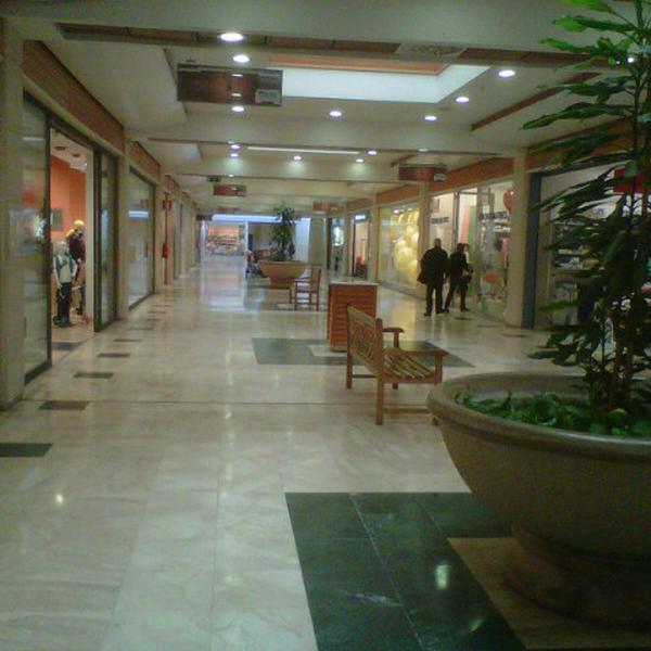 Photo taken at Auchan by Vittorio C. on 3/8/2013-意大利撒丁岛卡利亚里圣西蒙娜路60 Photo taken at Auchan by Vittorio C. on 3/8/2013