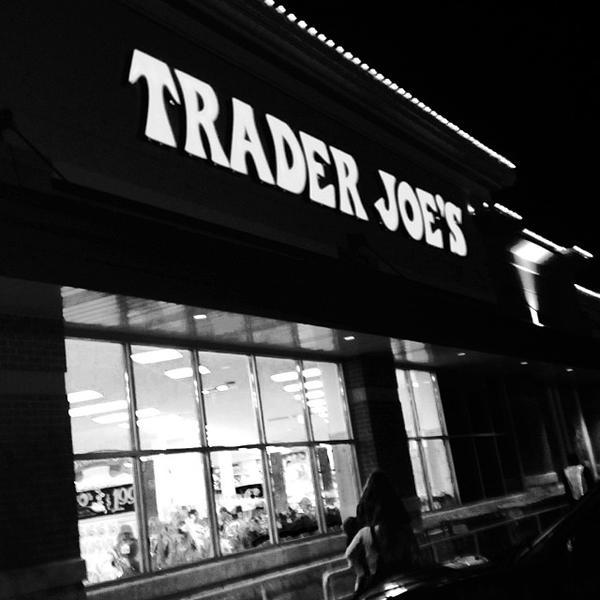 电动咖啡机Trader Joe's乔氏连锁布法罗店图片库 电动咖啡机Trader Joe's乔氏连锁布法罗店图片库