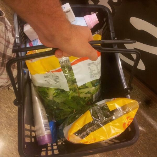 Photo taken at Woolworths by William B. on 11/4/2012-澳洲首都区2615霍尔特帕克斯博览会(哈德威克铬) Photo taken at Woolworths by William B. on 11/4/2012