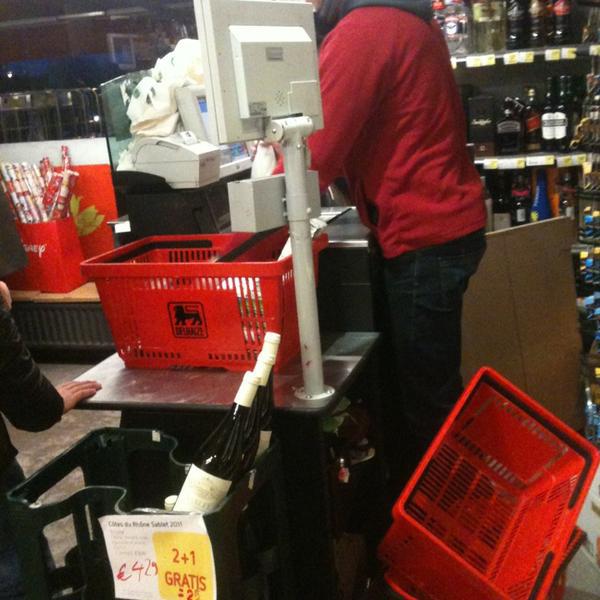 Photo taken at Proxy Delhaize by Vincent   วินเซ็นต์ V. on 1/16/2013