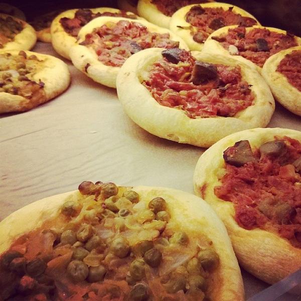 Photo taken at Mercadona by Alfonso S. on 3/27/2014