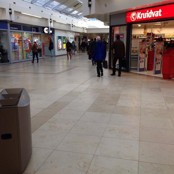 Photo taken at Albert Heijn by Toshihiko K. on 3/21/2014-荷兰乌特勒支哥德贝尔得瓦尔迪亚149号 Photo taken at Albert Heijn by Toshihiko K. on 3/21/2014