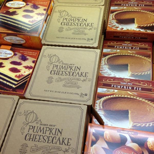 Photo taken at Trader Joe's by Andie S. on 9/22/2013-奥勒冈比弗顿西南比佛顿希尔斯代尔高速公路11753 (申银万国朗伯德大街) Photo taken at Trader Joe's by Andie S. on 9/22/2013