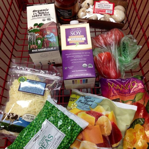 Photo taken at Trader Joe's by ANN AMORIN MOLINA on 5/2/2014-美国伊利诺斯州阿冈昆兰德尔南路1800 Photo taken at Trader Joe's by ANN AMORIN MOLINA on 5/2/2014