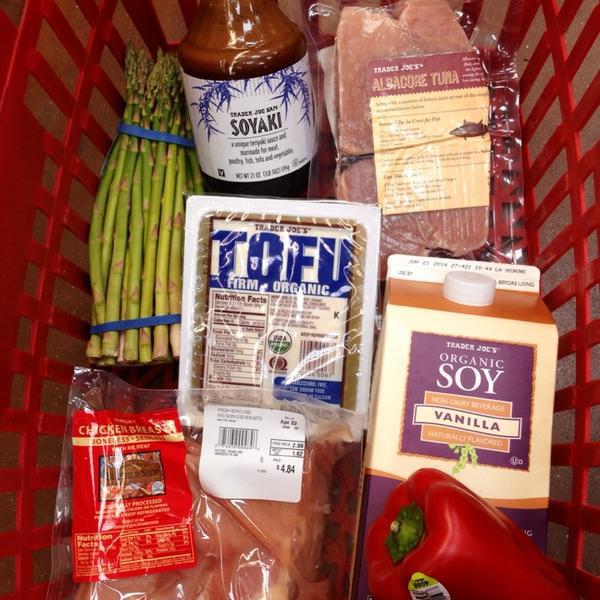 Photo taken at Trader Joe's by ANN AMORIN MOLINA on 4/16/2014-美国伊利诺斯州阿冈昆兰德尔南路1800 Photo taken at Trader Joe's by ANN AMORIN MOLINA on 4/16/2014