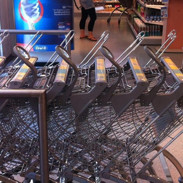 Photo taken at dm-drogerie markt by Littlepeaco on 7/26/2012-德国黑森州美因河畔法兰克福莱比锡大道41 Photo taken at dm-drogerie markt by Littlepeaco on 7/26/2012