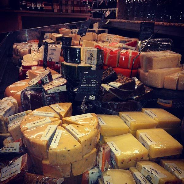 Photo taken at Whole Foods Market by FreshFoodLA: W. on 5/29/2013-美国加利福尼亚州洛杉矶费尔法克斯大道6350 Photo taken at Whole Foods Market by FreshFoodLA: W. on 5/29/2013