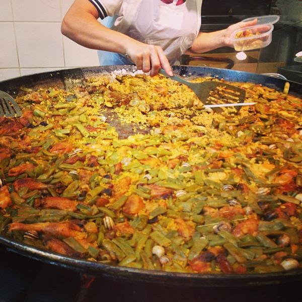 Photo taken at Carrefour Alfafar by Jordi A. on 7/7/2013-西班牙巴伦西亚阿尔法法尔拉阿布费拉大道 Photo taken at Carrefour Alfafar by Jordi A. on 7/7/2013