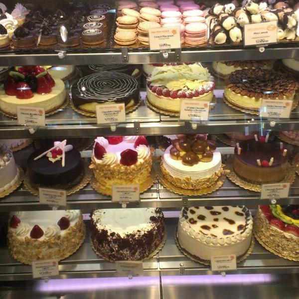 Photo taken at Whole Foods Market by Gavin R. on 4/11/2013