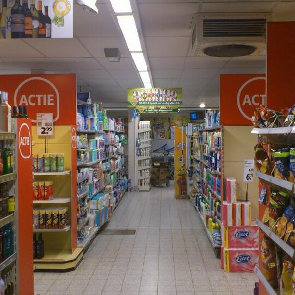 Photo taken at Plus by Rien T. on 2/15/2013