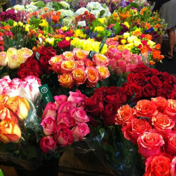 Photo taken at Whole Foods Market by J P. on 3/24/2012-奥克拉荷马塔尔萨第41街1401(在皮奥里亚) Photo taken at Whole Foods Market by J P. on 3/24/2012