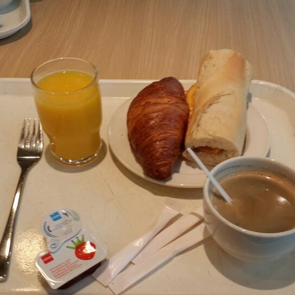 Photo taken at HEMA by Emy⚓ on 9/10/2014