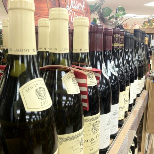 Trader Joe's乔氏连锁洛杉矶店 加利福尼亚州谢尔曼奥克斯黑泽汀大道滨江路14119号