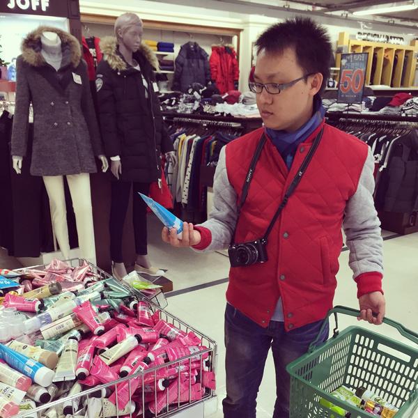 Photo taken at 이마트 (E-Mart) by Tiêu Đình Duy T. on 12/11/2014-济州市塔洞38易买得超市 Photo taken at 이마트 (E-Mart) by Tiêu Đình Duy T. on 12/11/2014