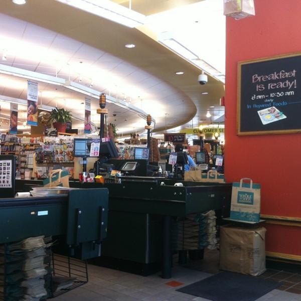 Photo taken at Whole Foods Market by Totsaporn I. on 7/10/2012-美国马萨诸塞州波士顿韦斯特兰大道15 Photo taken at Whole Foods Market by Totsaporn I. on 7/10/2012