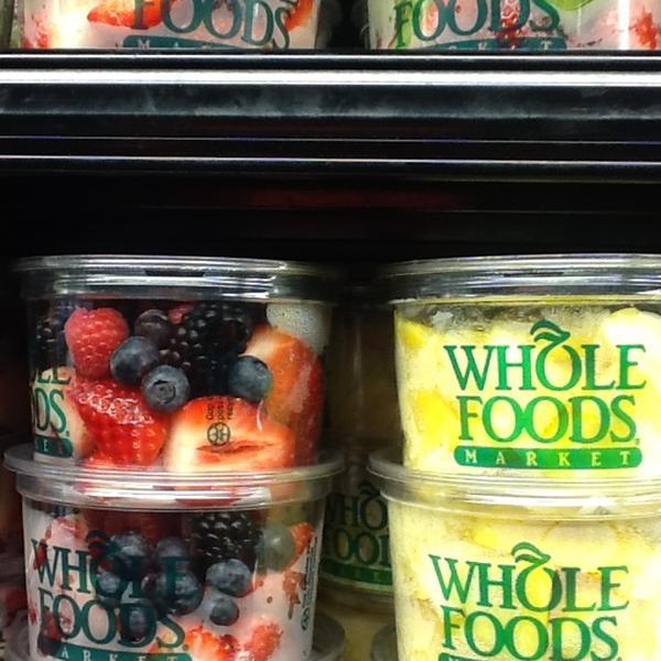 Photo taken at Whole Foods Market by Flavia R. on 12/16/2012-美国马萨诸塞州波士顿韦斯特兰大道15 Photo taken at Whole Foods Market by Flavia R. on 12/16/2012