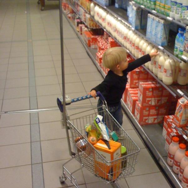 Photo taken at Albert Heijn by Fokke R. on 9/10/2011