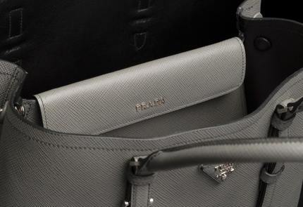 PRADA普拉达prada女包 新款手提包 纯牛皮 压纹BN2820_2A4A_F0K44 PRADA普拉达prada女包 新款手提包 纯牛皮 压纹BN2820_2A4A_F0K44