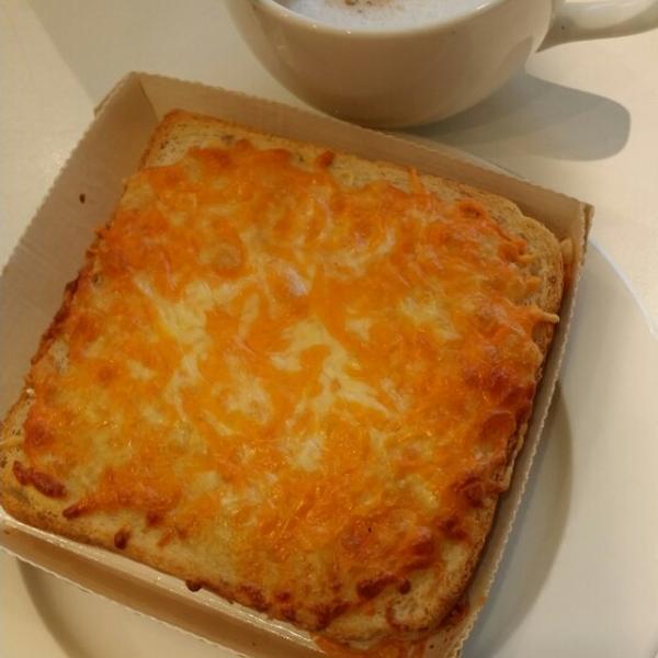 Photo taken at HEMA by Patricia W. on 2/13/2014