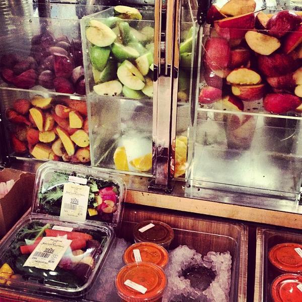 Photo taken at Whole Foods Market by Brandon P. on 4/7/2013-加利福尼亚州91423 谢尔曼奥克斯 滨江中央(在冷水峡谷大道)12905号 Photo taken at Whole Foods Market by Brandon P. on 4/7/2013