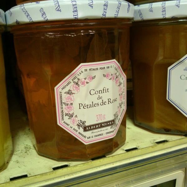 Photo taken at Auchan by Дарина О. on 1/15/2014