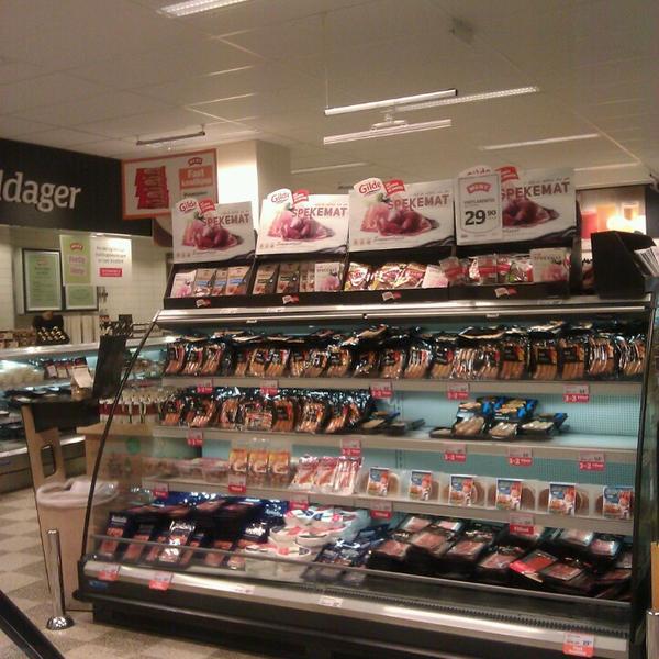 Photo taken at Meny by Lexi Soffer on 6/29/2013