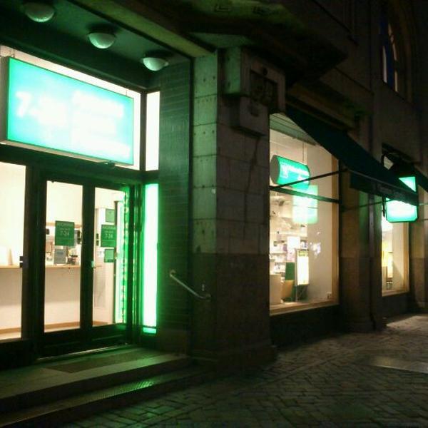 Photo taken at Yliopiston Apteekki by Si周一e Santo on 12/22/2013