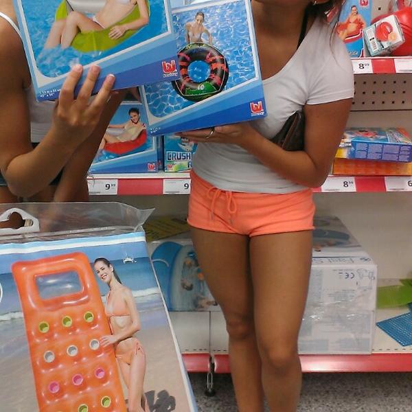 Photo taken at Tokmanni by Laura J. on 7/23/2014-西南芬兰区卡里姆肌腱街4 Photo taken at Tokmanni by Laura J. on 7/23/2014