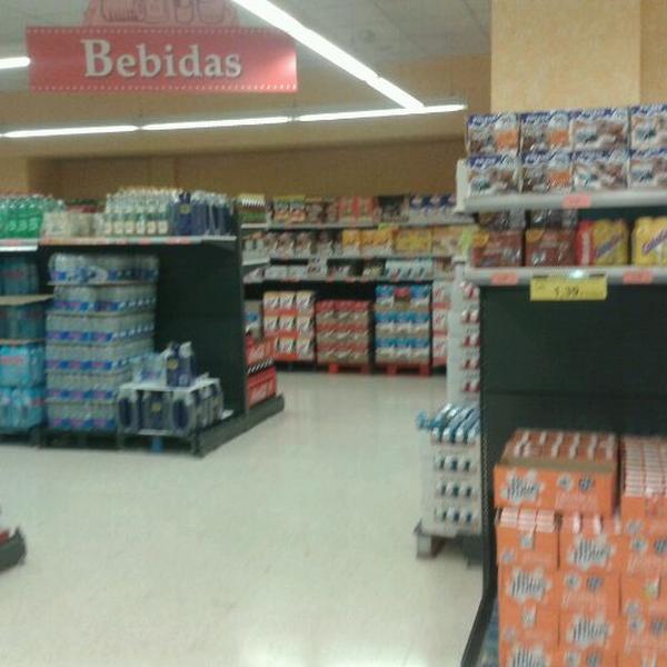 Photo taken at Mercadona by AE on 5/14/2012