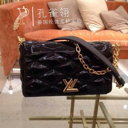 Louis Vuitton路易威登lv女包16春款压纹小牛皮链条单肩包M50496