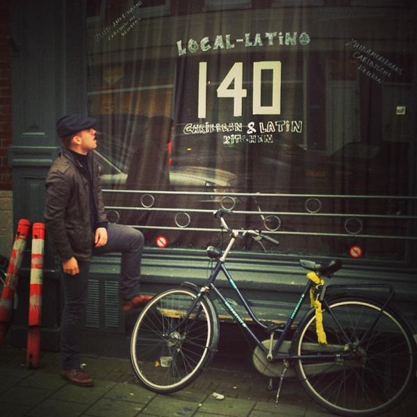 Photo taken at Gall & Gall by Витя С. on 2/4/2013