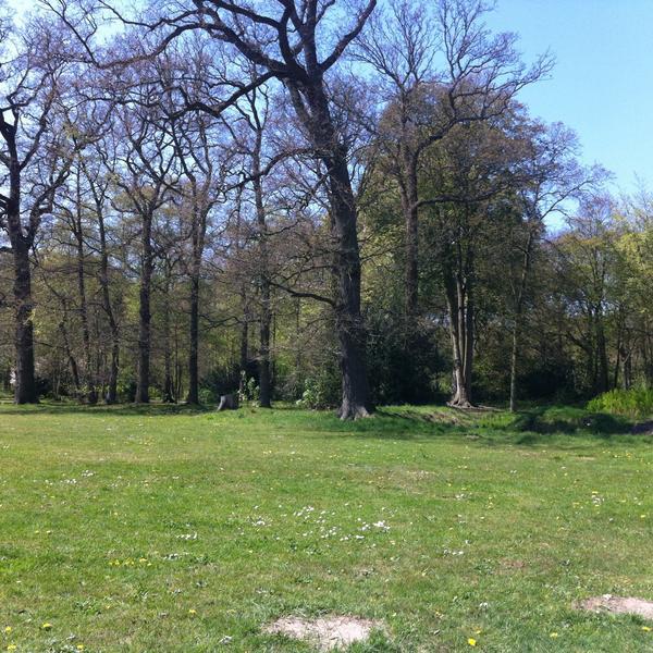 Photo taken at Beeckestijn by Patrick P. on 5/5/2013-荷兰北荷兰省费尔森瑞杰克斯路134号 Photo taken at Beeckestijn by Patrick P. on 5/5/2013