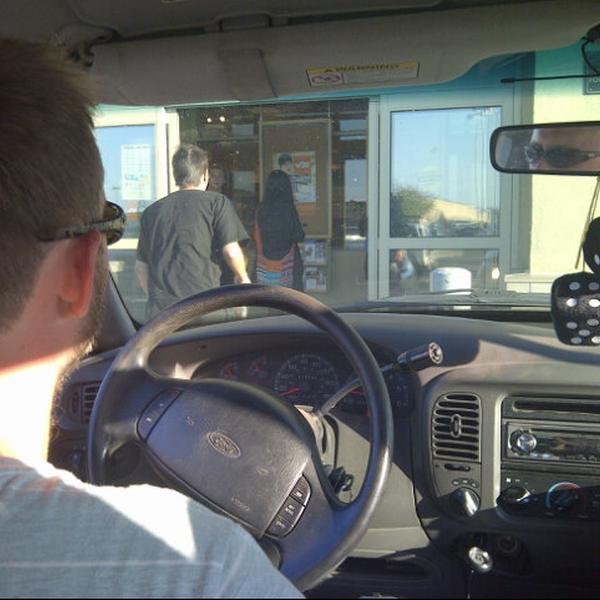 Photo taken at LCBO by Wayne C. on 7/20/2012-加拿大安大略省桑德贝雷霆中心威廉堡路969 Photo taken at LCBO by Wayne C. on 7/20/2012