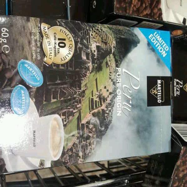 Photo taken at Hofer by Manfred B. on 10/13/2012