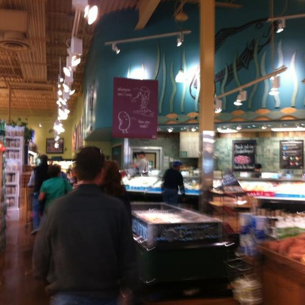 Photo taken at Whole Foods Market by Chris H. on 10/13/2012-科罗拉多科罗拉多斯普林斯学院大道7635(在集市铂) Photo taken at Whole Foods Market by Chris H. on 10/13/2012