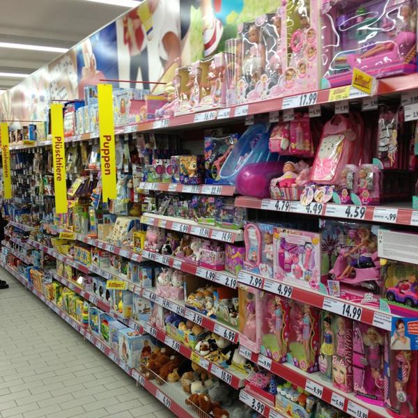 Photo taken at Kaufland by Dimitri M. on 2/9/2013-德国巴登符腾堡泰特南克劳斯汉堡大道12 Photo taken at Kaufland by Dimitri M. on 2/9/2013