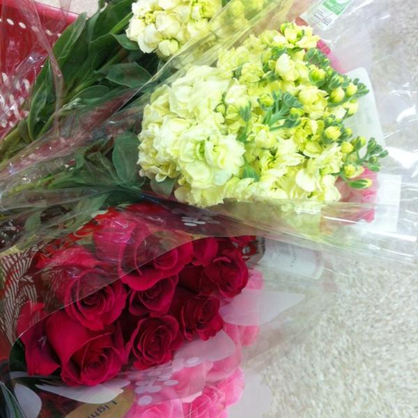 Photo taken at Trader Joe's by Josh H. on 11/9/2012-加利福尼亚州雷德兰兹橘子大街552号(在珍珠街和斯图亚特街之间) Photo taken at Trader Joe's by Josh H. on 11/9/2012