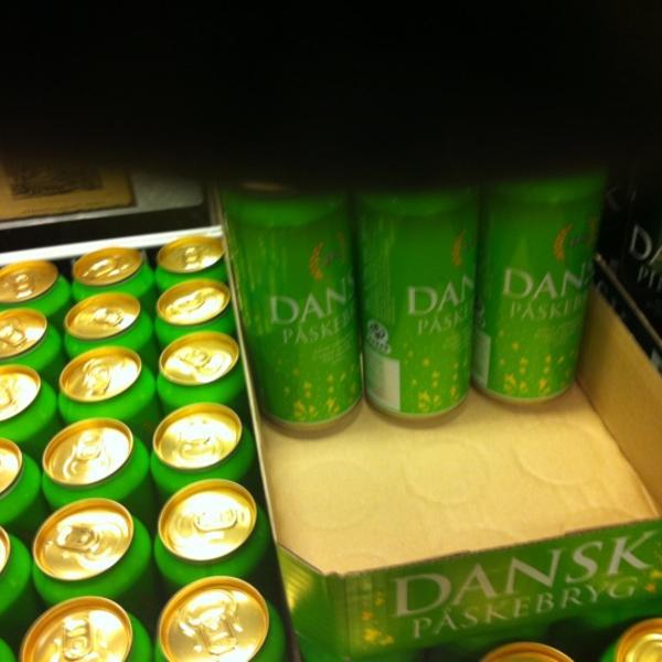 Fakta 首都大区哥本哈根柏叶路