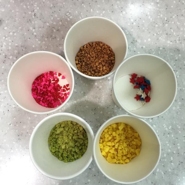 Photo taken at 이마트 (E-Mart) by Tony K. on 12/25/2014-庆尚北道浦项北区188易买得超市 Photo taken at 이마트 (E-Mart) by Tony K. on 12/25/2014