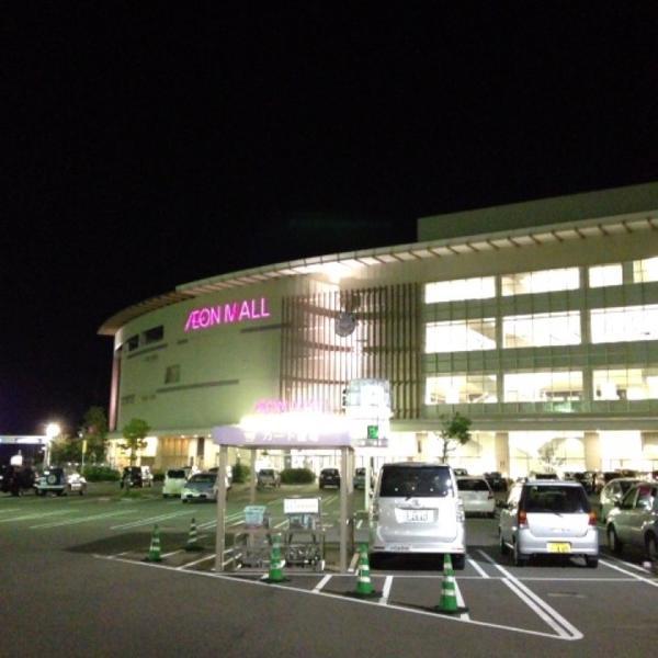 Photo taken at イオンモール筑紫野 by 