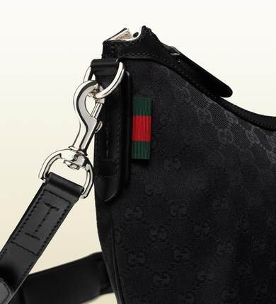 美国直邮Gucci/古奇 gucci2044女时尚皮革边饰邮差包单肩包包邮 美国直邮Gucci/古奇 gucci2044女时尚皮革边饰邮差包单肩包包邮