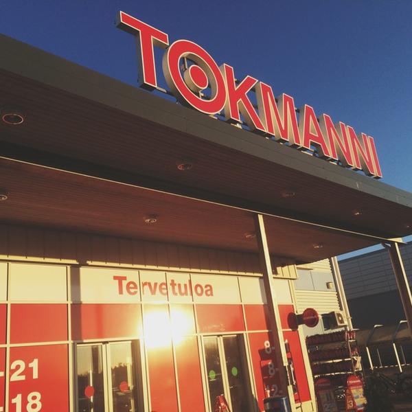 Photo taken at Tokmanni by Linda K. on 5/2/2014