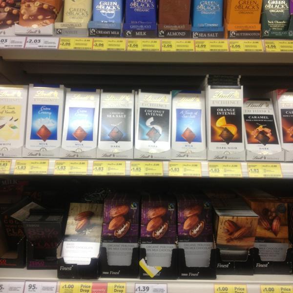 Photo taken at Tesco by Ozzie 