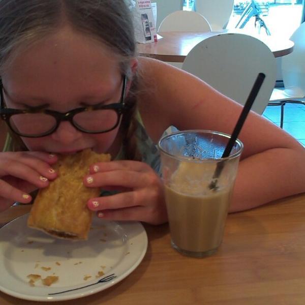 Photo taken at HEMA by Wil W. on 7/18/2013-荷兰北布拉班特省范肯斯沃德安多芬路22号 Photo taken at HEMA by Wil W. on 7/18/2013