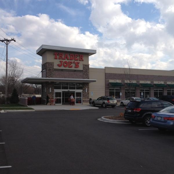 Photo taken at Trader Joe's by Ted F. on 11/11/2012-威斯康辛州布鲁克菲尔德布卢芒德路12665号 Photo taken at Trader Joe's by Ted F. on 11/11/2012