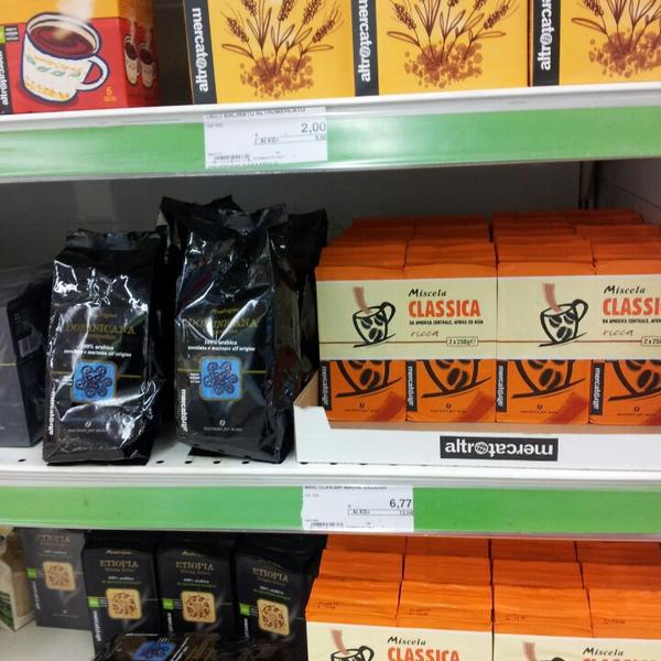 Photo taken at Auchan by Alessandro F. on 1/25/2014-意大利伦巴第马扎诺阿尔西德加斯派瑞路6 Photo taken at Auchan by Alessandro F. on 1/25/2014