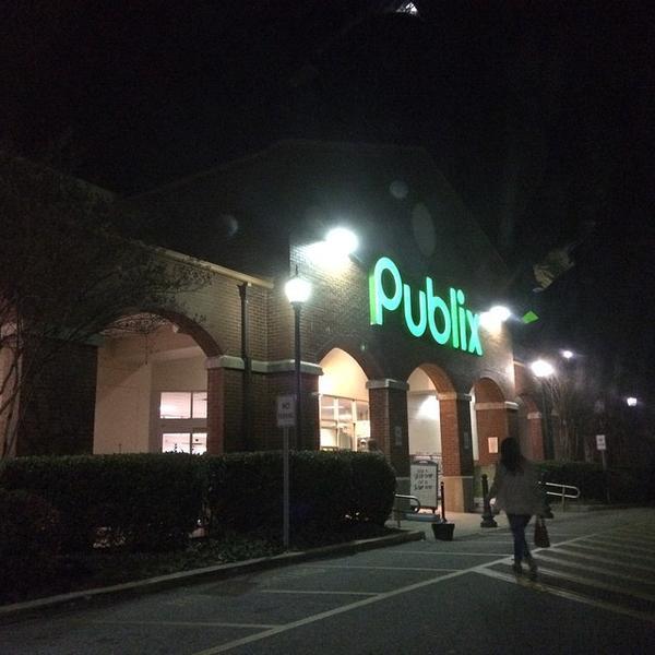 Photo taken at Publix by Georgy C. on 1/18/2015